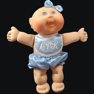 2006 CPK - 25th ANNIVERSARY  CABBAGE PATCH KID BABY - BABY BIB OUTFIT